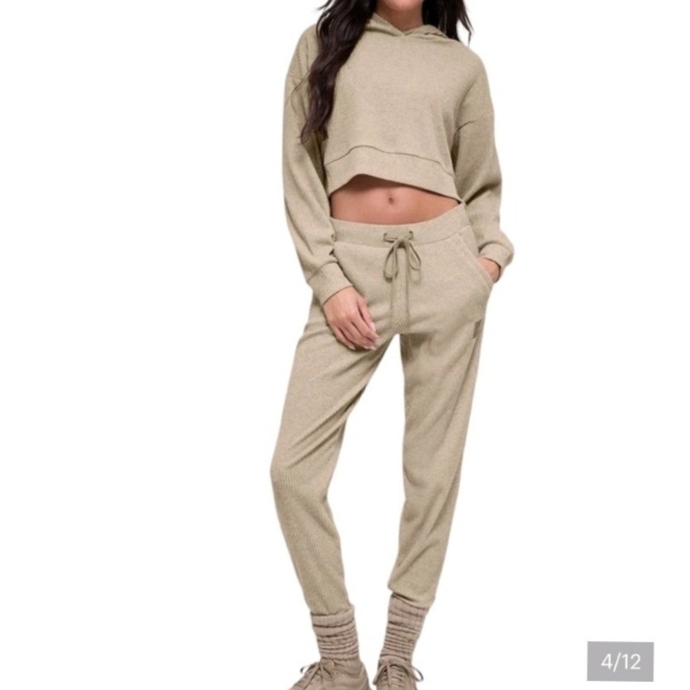Alo Yoga Muse Ribbed Lounge Set Small Gravel Heather Cropped Hoodie and Joggers